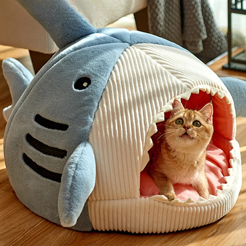Wholesale Comfortable Luxury Enclosed Blue Shark Shaped Plush Pet Large Bed Washable Dog Cat Cushion